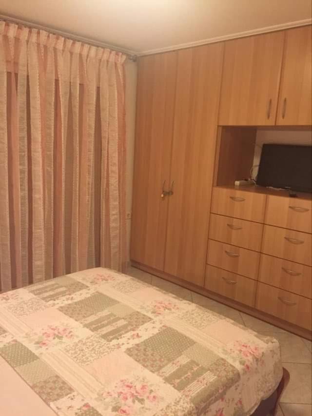 Siga Siga Apartment Mégara Екстериор снимка