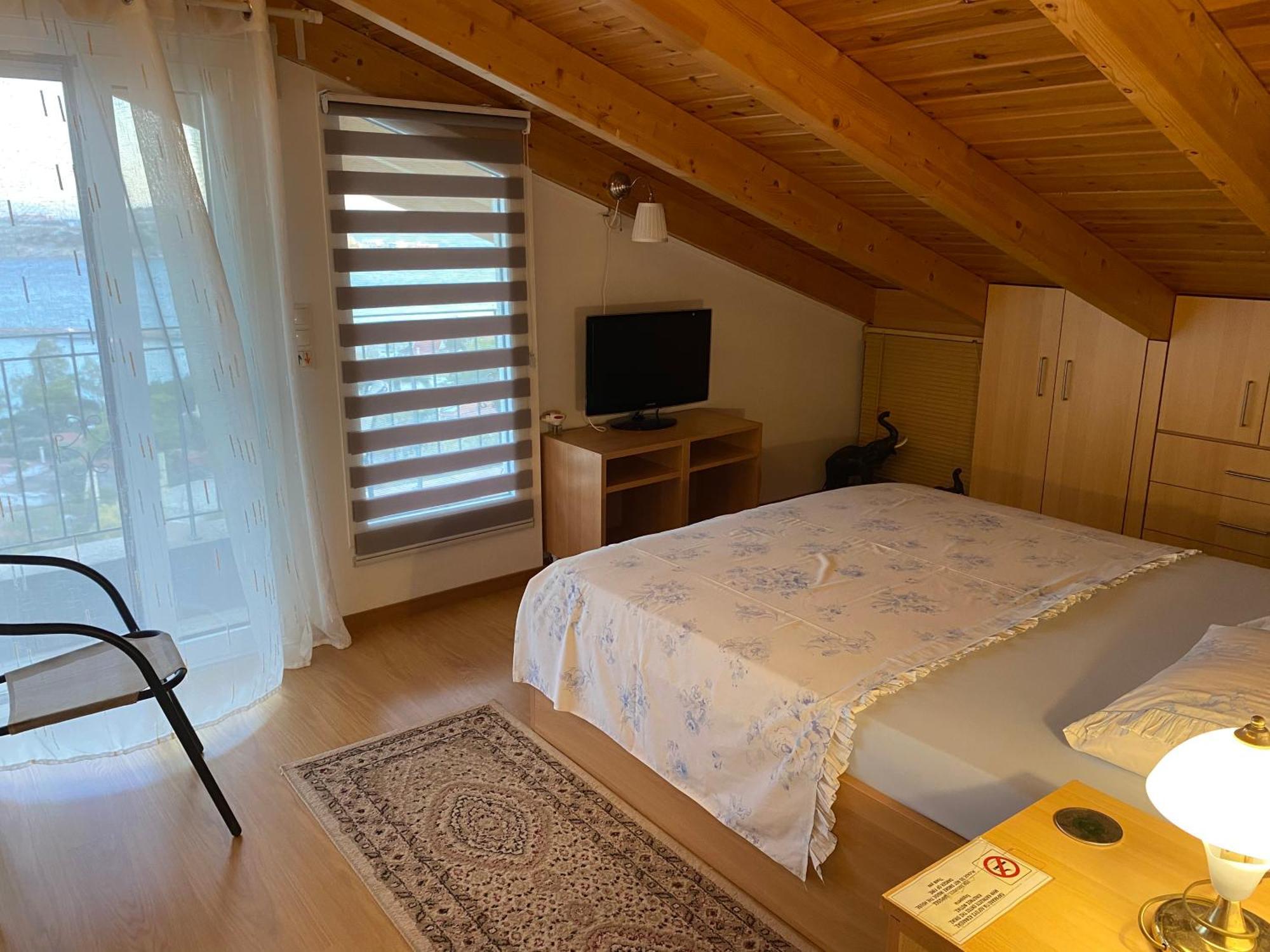 Siga Siga Apartment Mégara Екстериор снимка