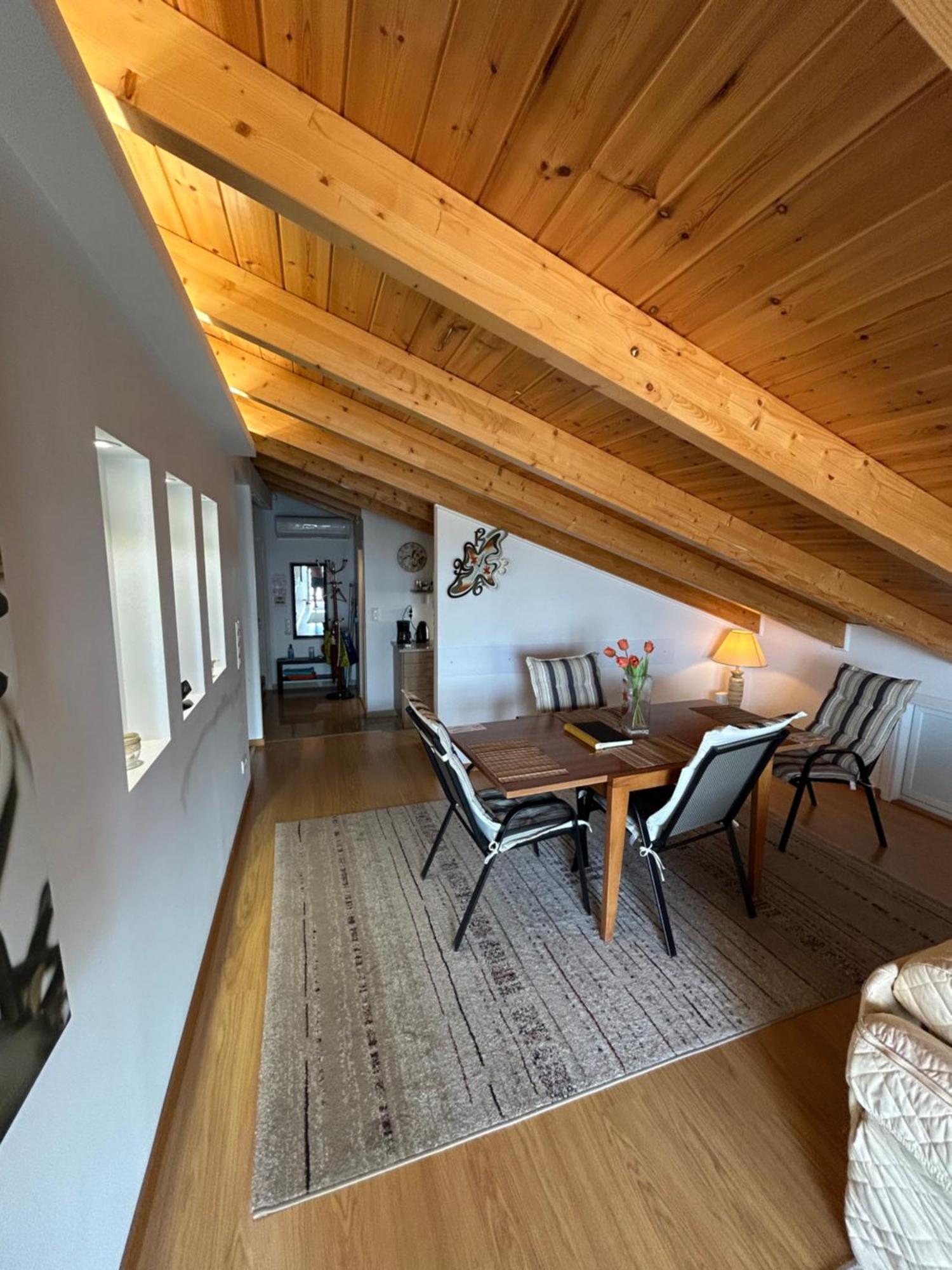 Siga Siga Apartment Mégara Екстериор снимка