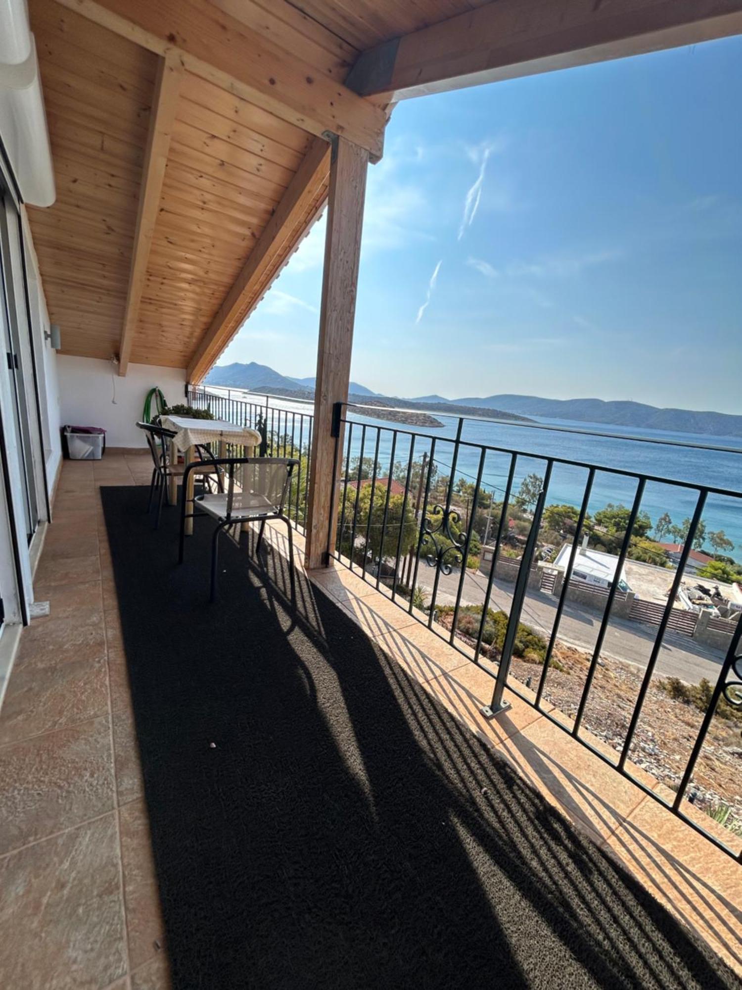 Siga Siga Apartment Mégara Екстериор снимка